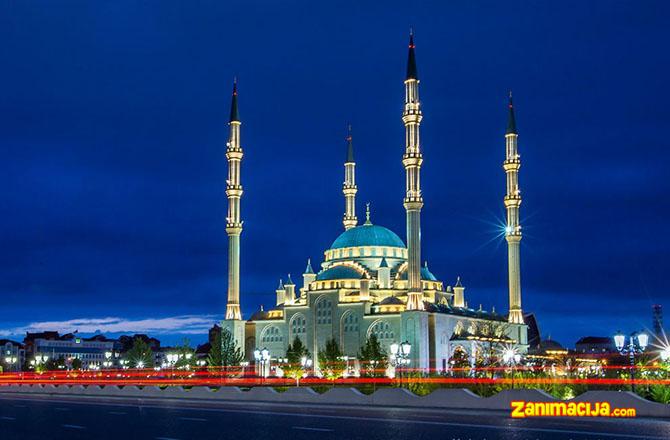Najveća džamija u Evropi je ”Srce Čečenije”