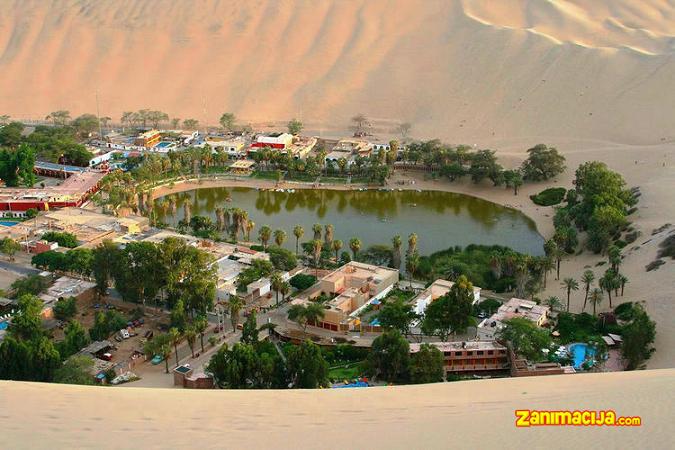 Veličanstvena oaza Huacachina, Peru