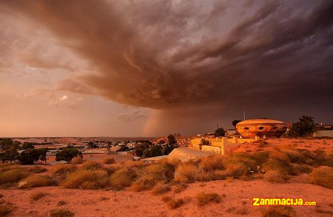 Opal podzemni grad Coober Pedy