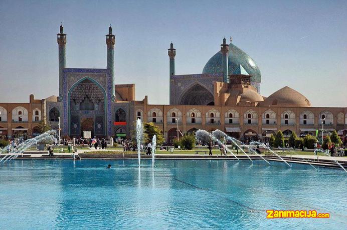 Grad Isfahan - pola sveta