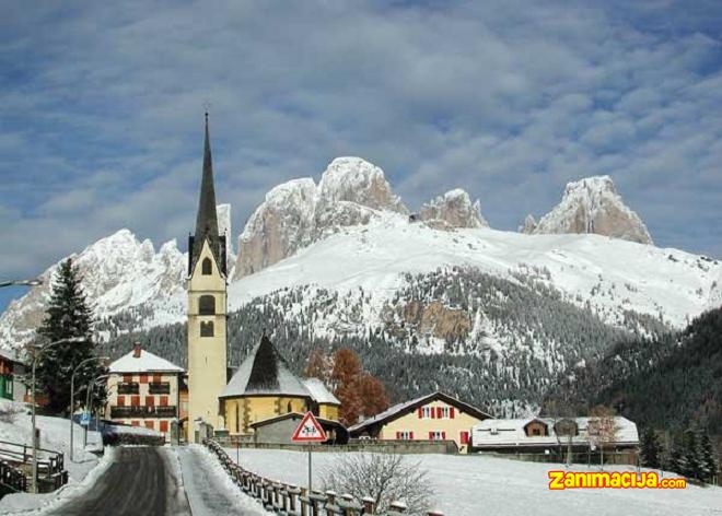Ski centar Canazei u dolini Fassa, Italija