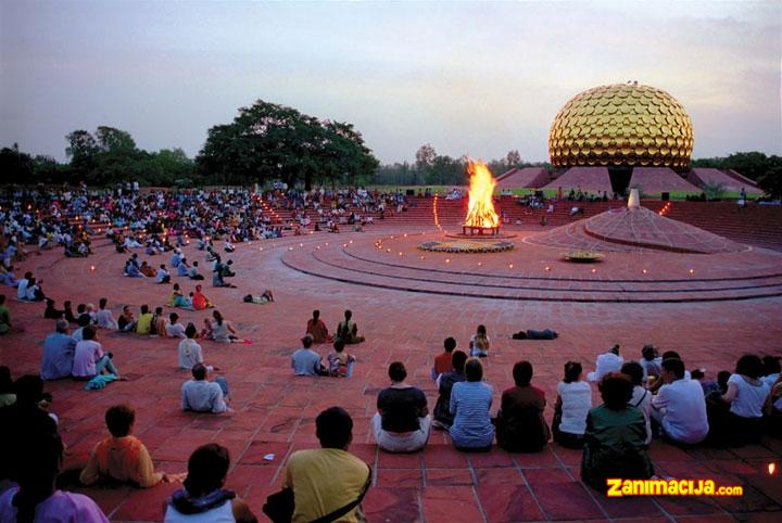 Auroville - grad budućnosti