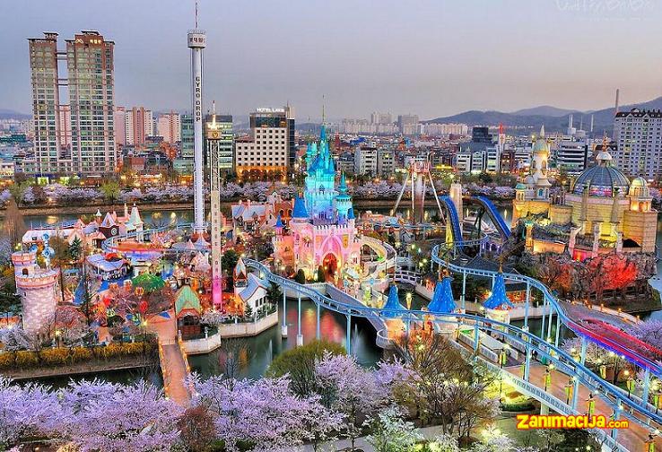 Tematski park Lotte World u Seulu