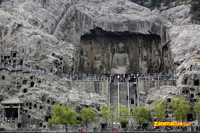 Pećine Longmen (zmajeva vrata) - Kina