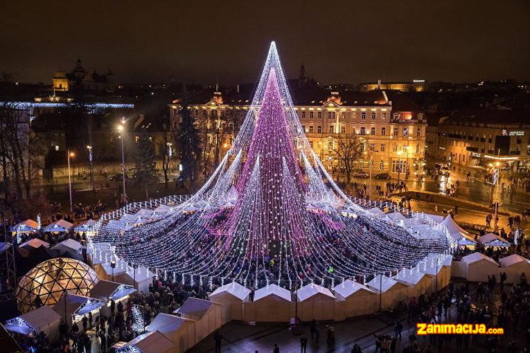 Božićna jelka u Vilniusu proglašena je najlepšom u Evropi
