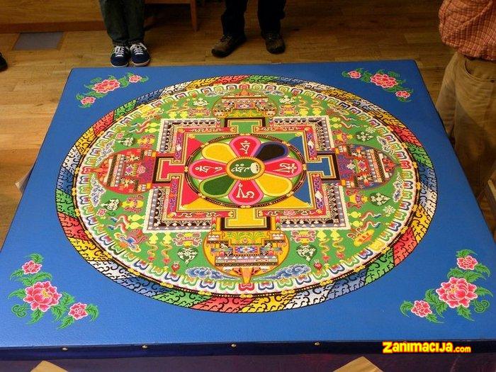 Peščane mandale: tibetanska umetnost